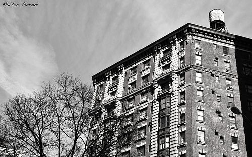 MORNING BULLETIN: SRO SELLS FOR $19 MILLION, BIG LISTING AT THE DAKOTA ...